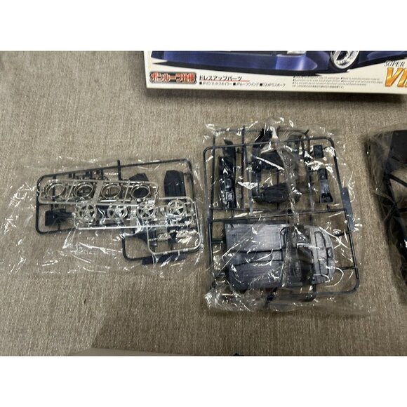 Rare Aoshima 1/24 Junction Produce Celsior UCF21 Vintage Model Kit Open Box - Picture 6 of 9